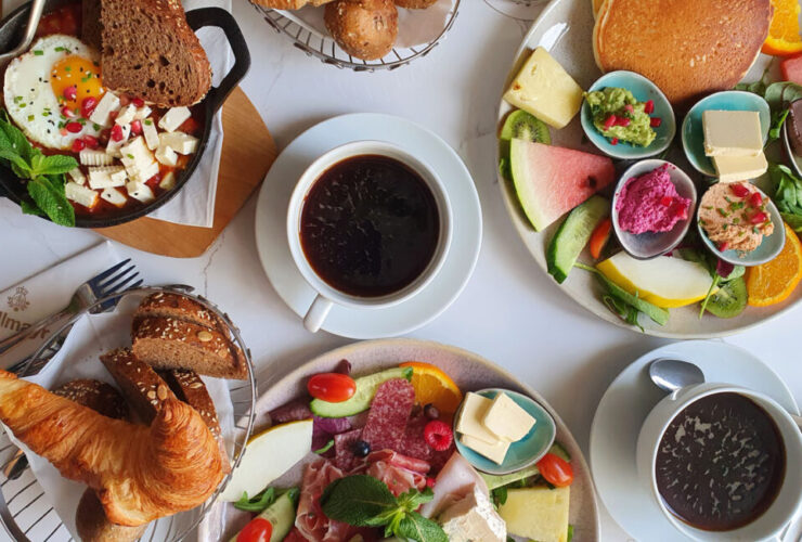 One day breakfast in the hall